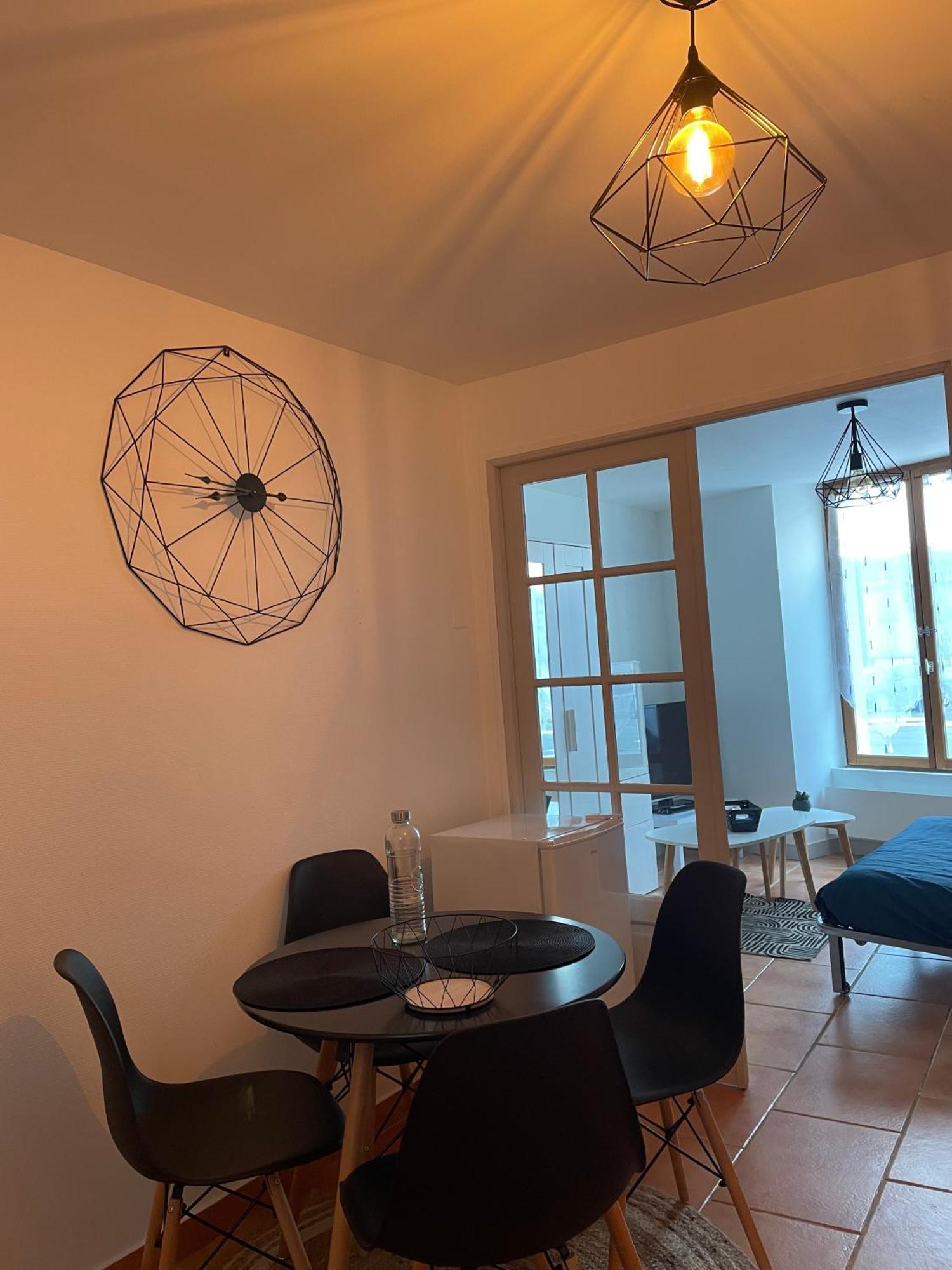 Appartement Coeur De Ville Ανζέρ Εξωτερικό φωτογραφία